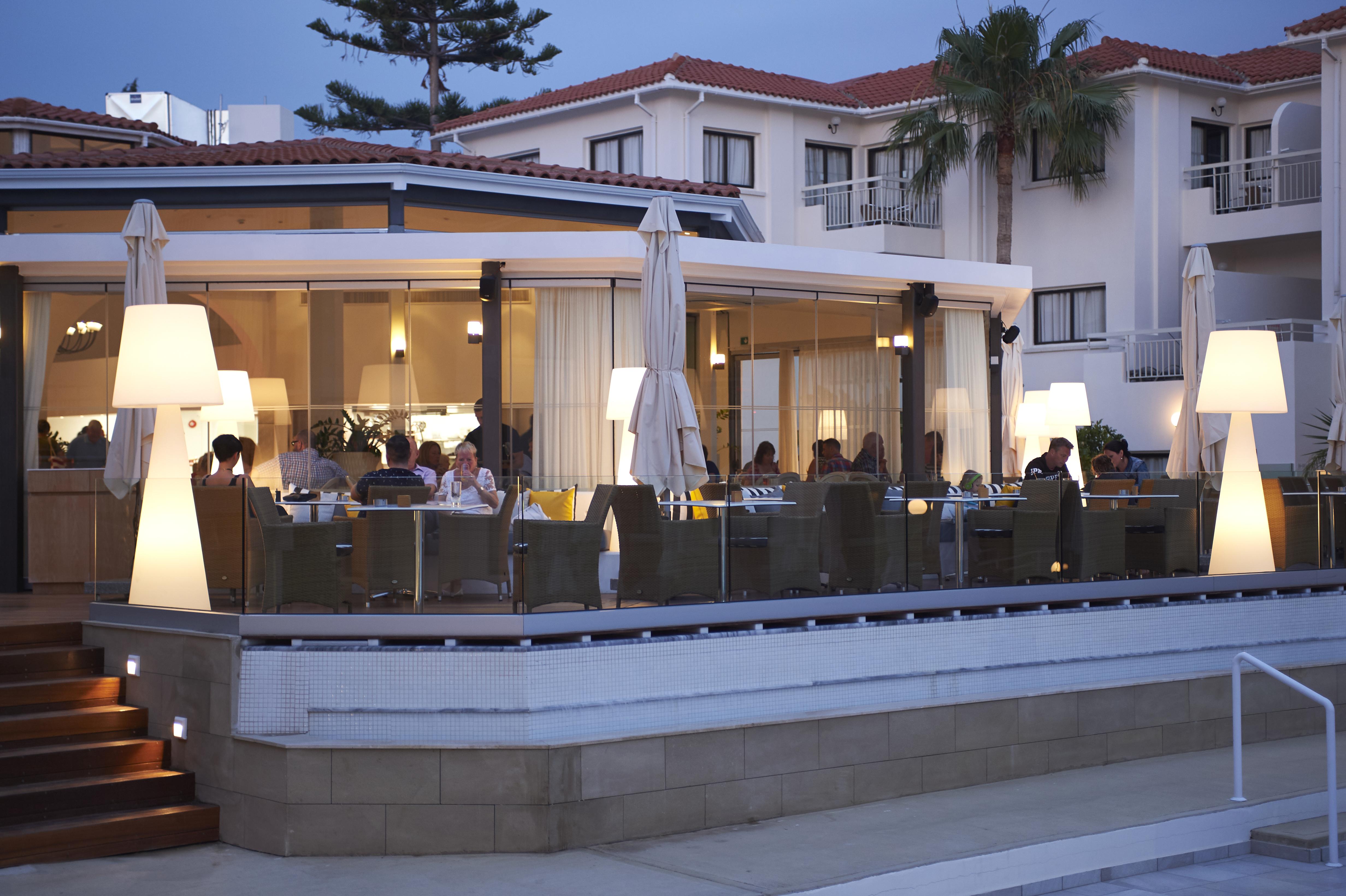 King Jason Paphos - Designed For Adults By Louis Hotels Exterior foto