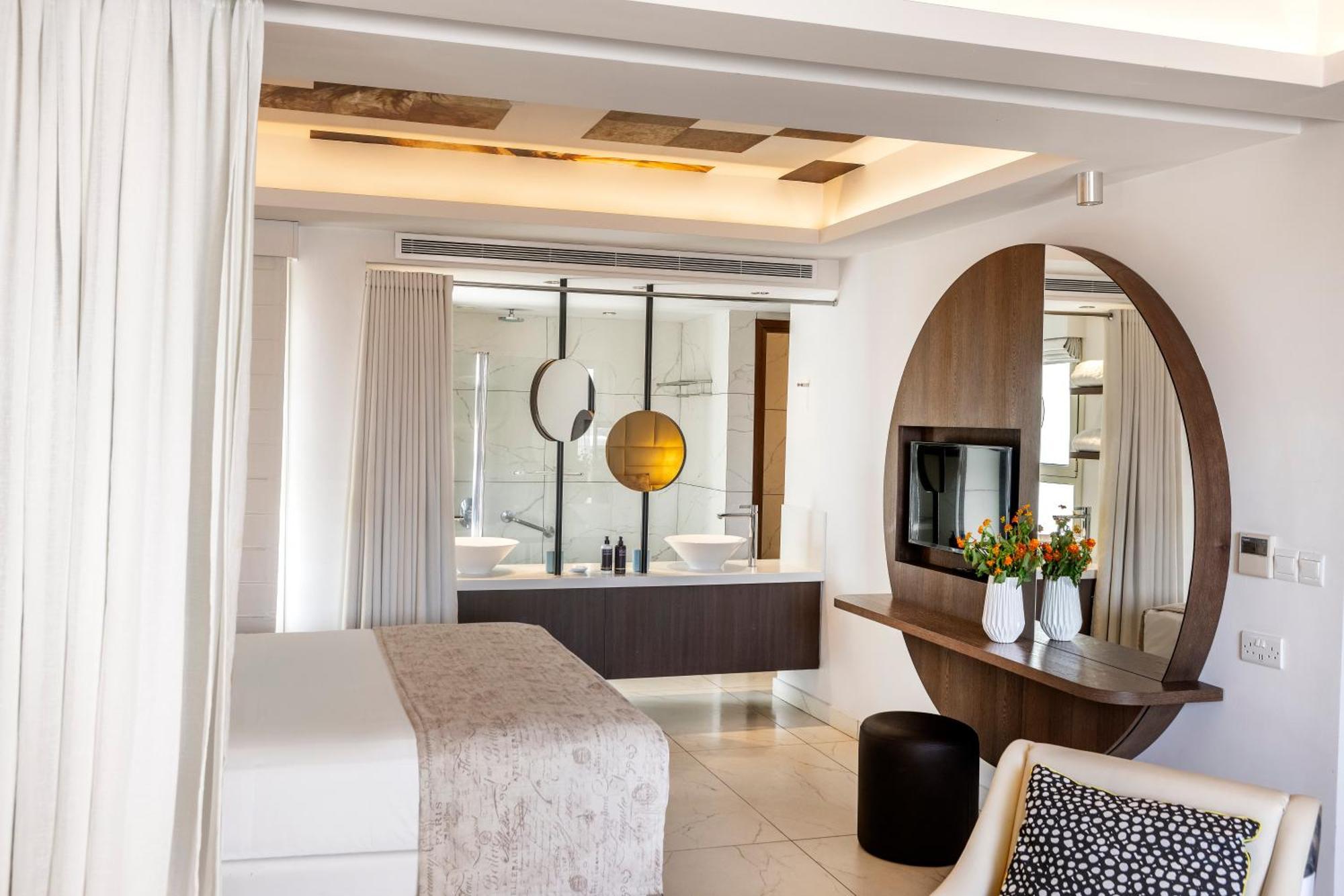 King Jason Paphos - Designed For Adults By Louis Hotels Exterior foto