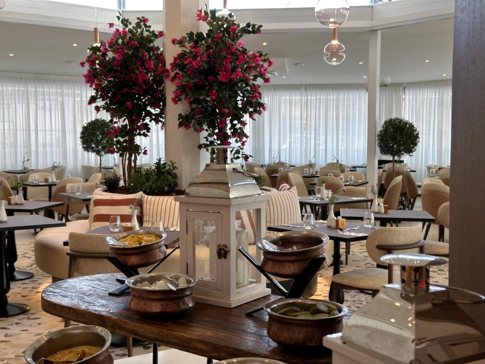 King Jason Paphos - Designed For Adults By Louis Hotels Exterior foto