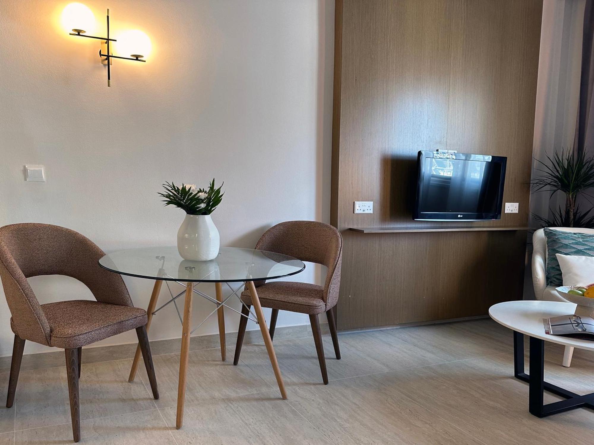 King Jason Paphos - Designed For Adults By Louis Hotels Exterior foto